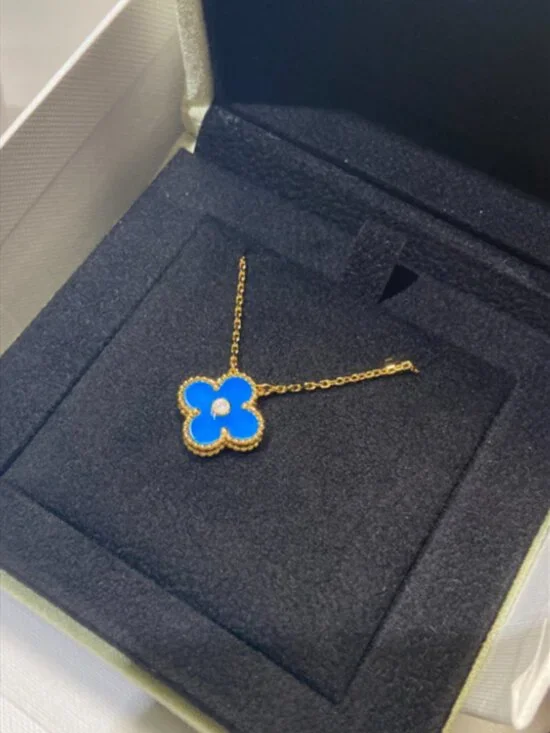 💖💖Van Cleef & Arpels Blue Necklace - Picture 4 of 6